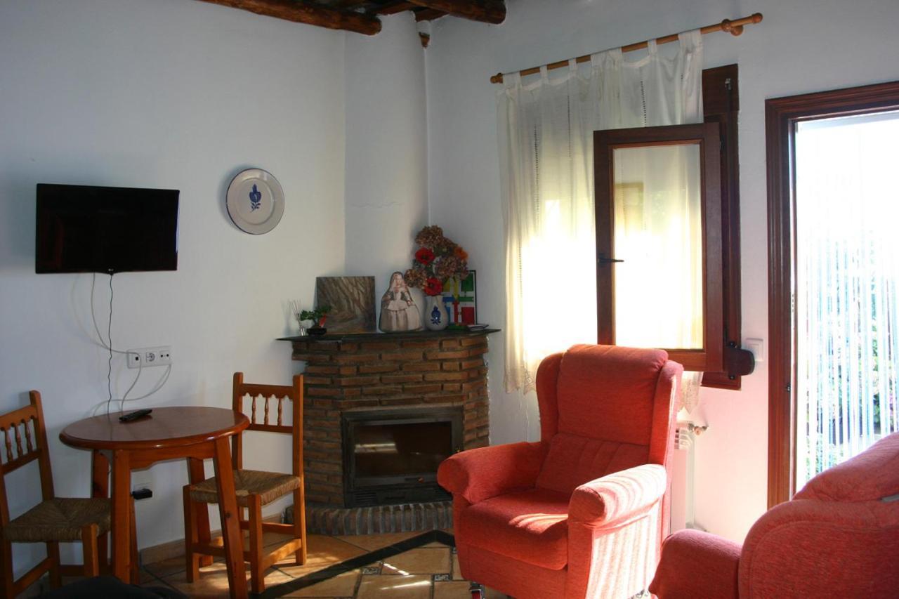 Apartamentos Y Casas Rurales Las Terrazas De La Alpujarra Бубион Экстерьер фото